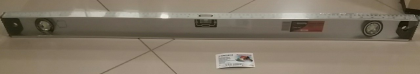 Уровень Вихрь алюминиевый Рельс 1000мм, 3 глазка (1 поворотный)