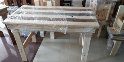 Стол деревянный   63х120 см