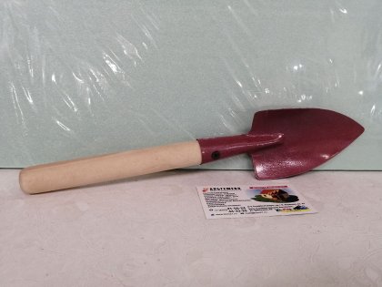 Совок посадочный малый с деревянной ручкой 0,8 мм [25]